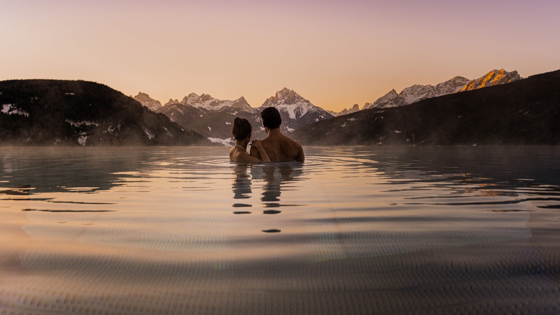 Il vostro hotel in Val Pusteria con piscina: la vostra oasi Il vostro hotel in Val Pusteria con piscina: la vostra oasi