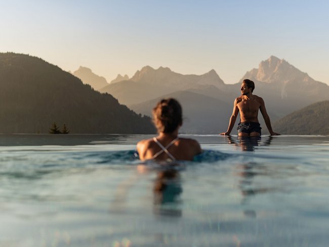 Ihr Hotel im Pustertal mit Pool-Oase