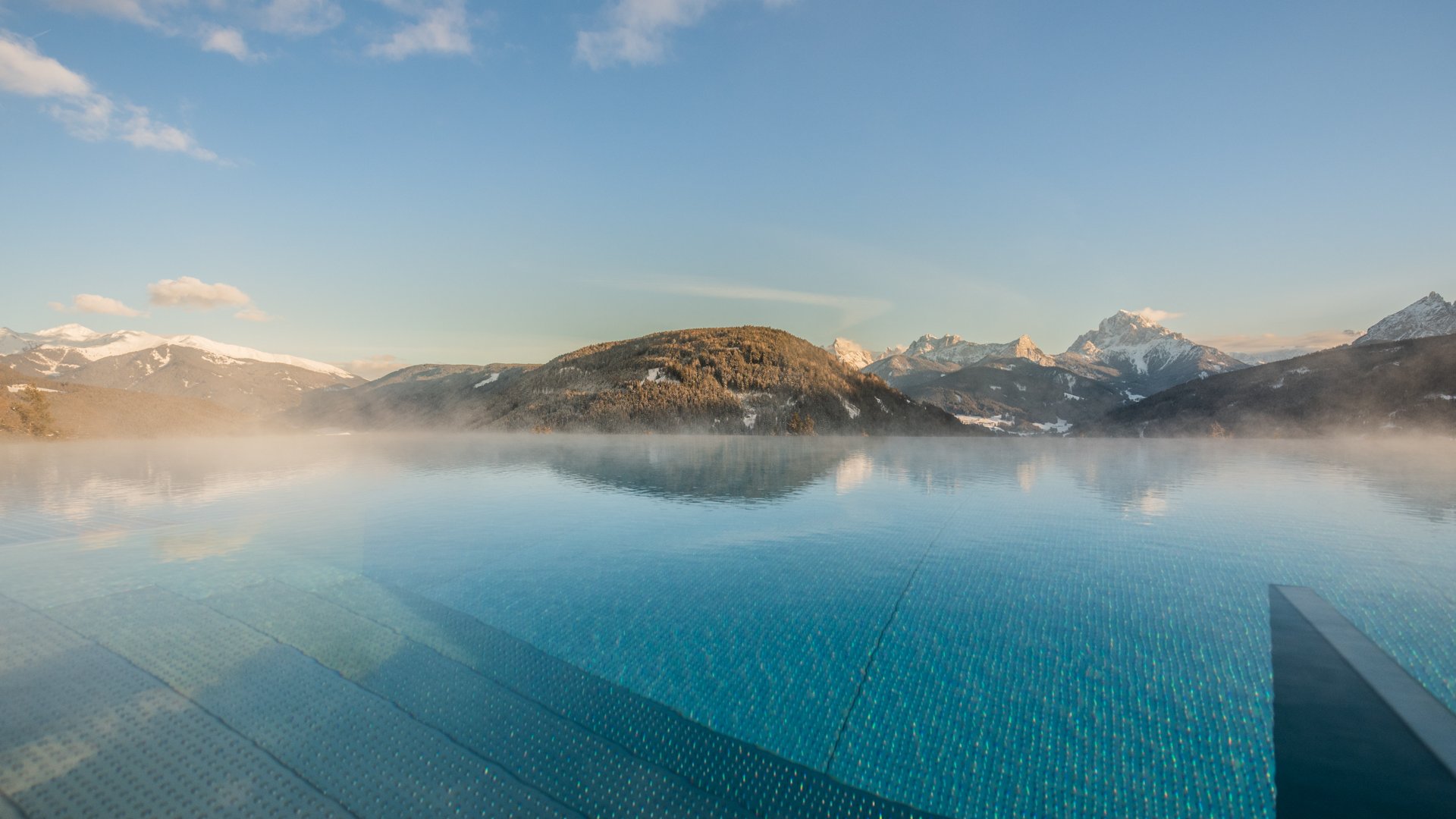Il vostro hotel in Val Pusteria con piscina: la vostra oasi Il vostro hotel in Val Pusteria con piscina: la vostra oasi